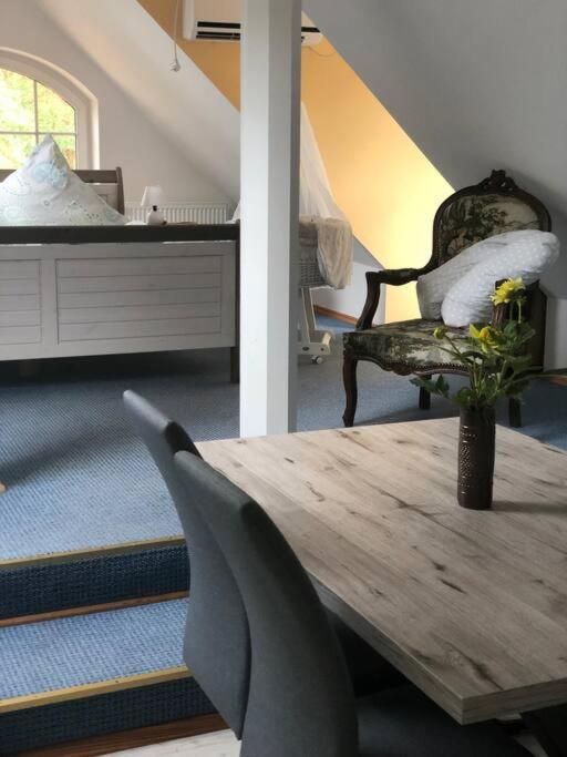 Penthouse Bernd Im Waldschloesschen Direkt Am See 벤디쉬 리츠 외부 사진